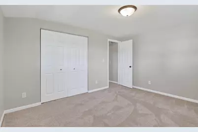 8406 Nolan Street, Harvard, IL 60033 - Photo 37