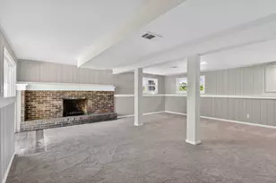 8406 Nolan St, Harvard, IL 60033 - Photo 21