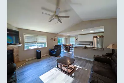 531 NE Bounty Drive, Poplar Grove, IL 61065 - Photo 7