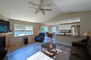 531 NE Bounty Dr, Poplar Grove, IL 61065 - Photo 7