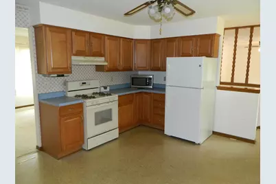 9956 Debbie Lane, Machesney Park, IL 61115 - Photo 7