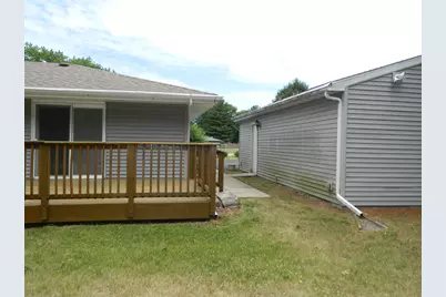 9956 Debbie Lane, Machesney Park, IL 61115 - Photo 17