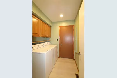 2136 Churchview Drive Unit #1, Rockford, IL 61107 - Photo 17