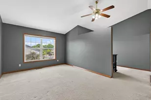 649 Southtowne Dr, Belvidere, IL 61008 - Photo 11
