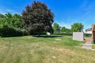 5859 Hugh Dr, South Beloit, IL 61080 - Photo 33