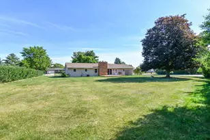 5859 Hugh Dr, South Beloit, IL 61080 - Photo 31