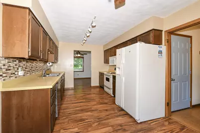 5859 Hugh Drive, South Beloit, IL 61080 - Photo 15