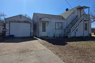 2802 8th St, Rockford, IL 61109 - Photo 5