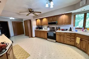 306 Beacon Dr, Belvidere, IL 61008 - Photo 11
