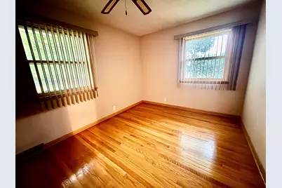 306 Beacon Drive, Belvidere, IL 61008 - Photo 15