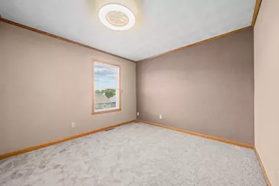 12372 Barberry Drive, Winnebago, IL 61088 - Photo 19