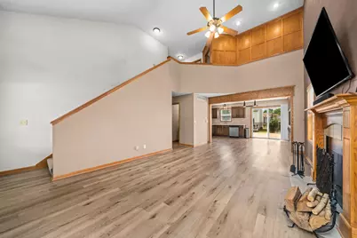 12372 Barberry Drive, Winnebago, IL 61088 - Photo 3