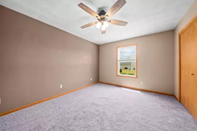 12372 Barberry Drive, Winnebago, IL 61088 - Photo 15