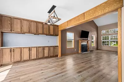 12372 Barberry Drive, Winnebago, IL 61088 - Photo 11
