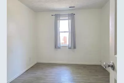 1701 Lyran Ave, Rockford, IL 61109 - Photo 13