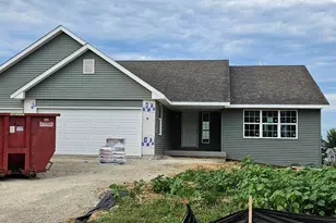 1113 Benbrook Dr, Loves Park, IL 61111 - Photo 1