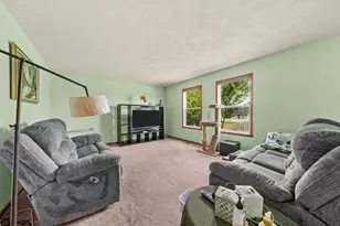 663 Ashleigh Ln, Roscoe, IL 61073 - Photo 23