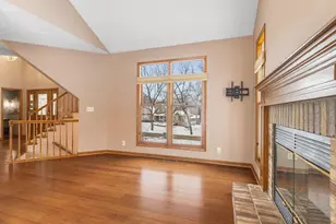 7593 Grace Dr, Roscoe, IL 61073 - Photo 9