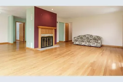 215 Shore Lane, Rockton, IL 61072 - Photo 9