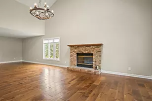 1 Glen Abbey Dr, Rockford, IL 61107 - Photo 13