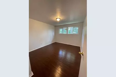 2910 Chatham Ln., Rockford, IL 61101 - Photo 13