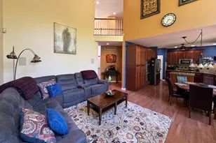 702 W Hampton Ave, Loves Park, IL 61111 - Photo 9