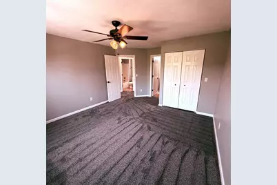 2433 River Oaks #4 Lane, Rockford, IL 61102 - Photo 13