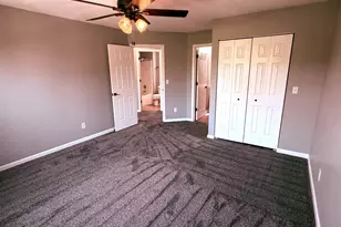 2433 River Oaks Ln, Rockford, IL 61102 - Photo 13