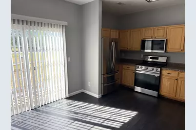2433 River Oaks #4 Lane, Rockford, IL 61102 - Photo 7