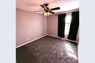 2433 River Oaks #4 Lane, Rockford, IL 61102 - Photo 17