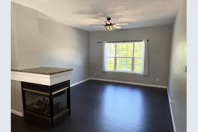2433 River Oaks #4 Lane, Rockford, IL 61102 - Photo 9