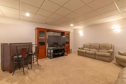 1021 Bertram Drive, Freeport, IL 61032 - Photo 25