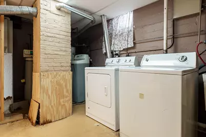 229 N Gardiner Avenue, Rockford, IL 61107 - Photo 25