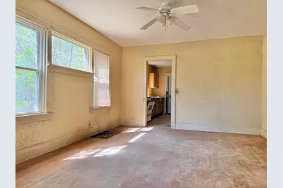 830 10th Avenue, Rockford, IL 61104 - Photo 5