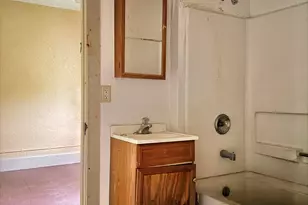 830 10th Ave, Rockford, IL 61104 - Photo 19
