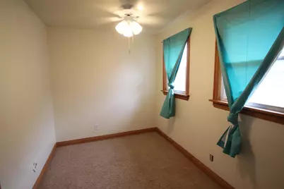 219 N Chicago Avenue, Rockford, IL 61107 - Photo 15