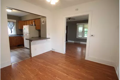 219 N Chicago Avenue, Rockford, IL 61107 - Photo 7