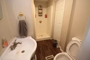 219 N Chicago Ave, Rockford, IL 61107 - Photo 19