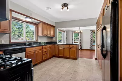 1215 Chapin Street, Beloit, WI 53511 - Photo 15