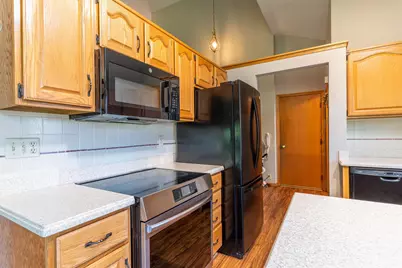 6320 Old Hunters Run, Rockford, IL 61114 - Photo 11