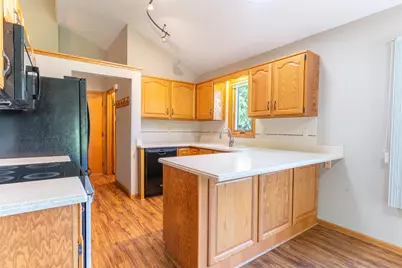 6320 Old Hunters Run, Rockford, IL 61114 - Photo 15