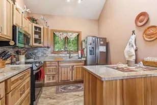 312 Territory Dr, Galena, IL 61036 - Photo 9