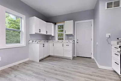 2009 4th Street, Rockford, IL 61104 - Photo 17