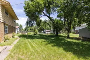 2714 Ashland Ct, Rockford, IL 61101 - Photo 13