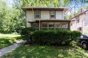 319 N Independence Ave, Rockford, IL 61101 - Photo 1