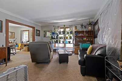 319 N Independence Avenue, Rockford, IL 61101 - Photo 3