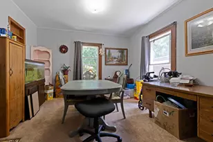 319 N Independence Ave, Rockford, IL 61101 - Photo 5