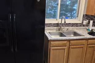 946 North Ave, Rockford, IL 61103 - Photo 7