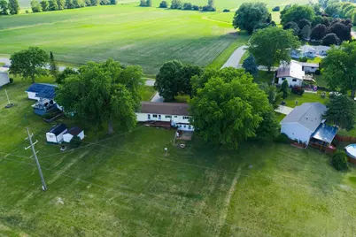 3447 Hilldale Drive, Freeport, IL 61032 - Photo 23