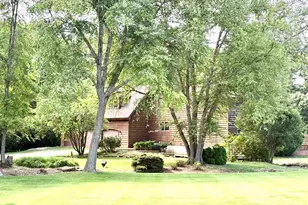 821 Bernal Ct, Spring Valley, IL 61362 - Photo 5